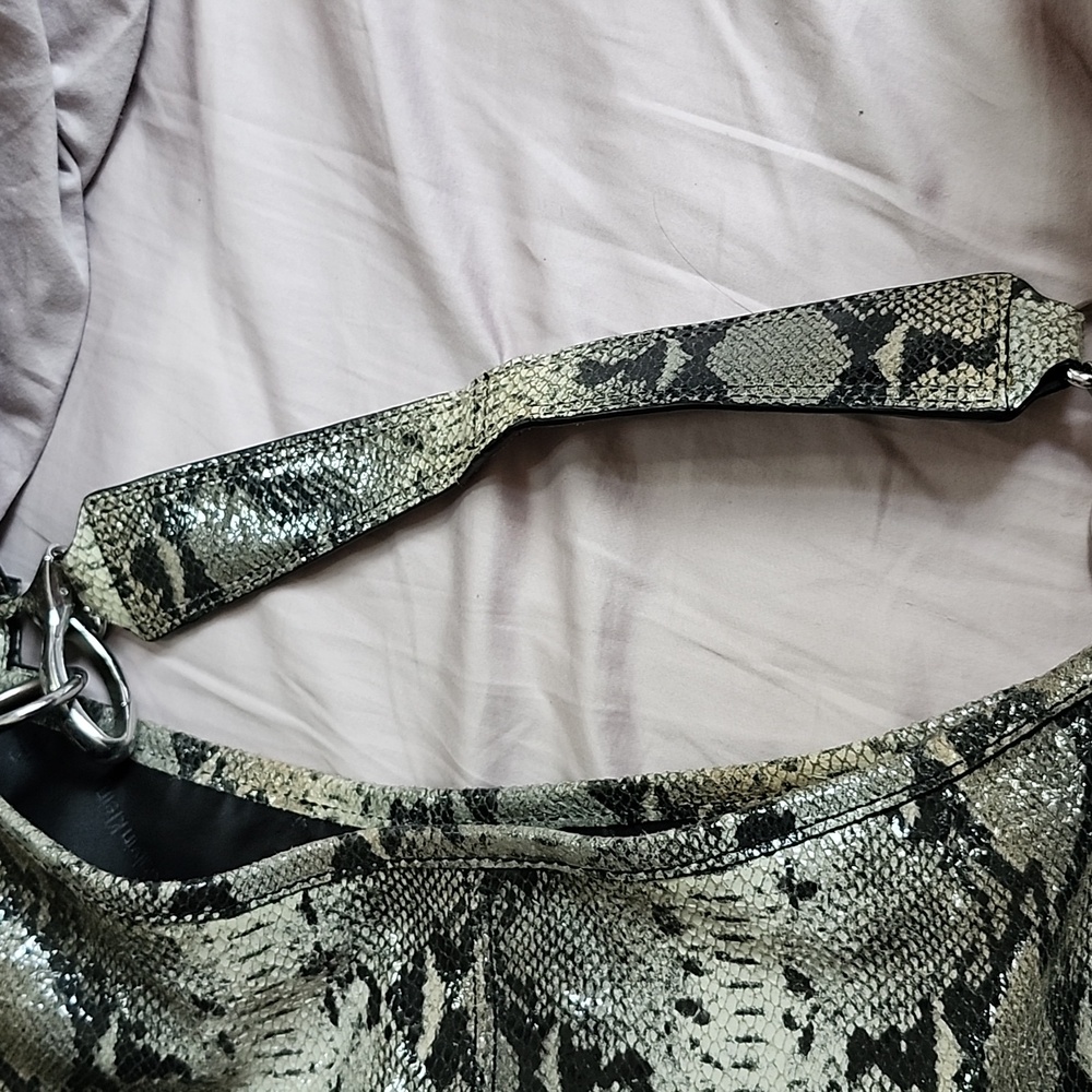 Calvin Klein shoulder bag - Picture 10 of 13